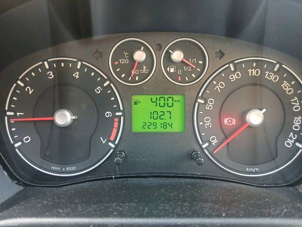 Ford Fiesta Hatchback, Petrol, 2008, Red