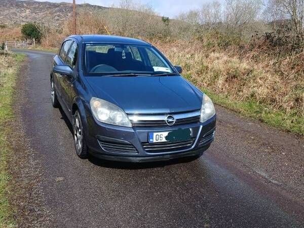Opel Astra Hatchback, Petrol, 2006, Blue