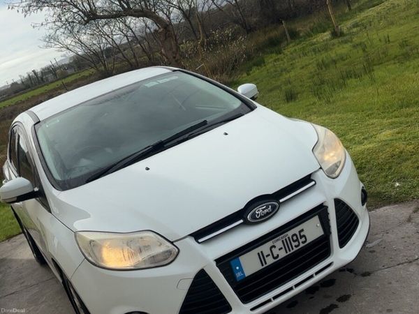 Ford Focus Hatchback, Diesel, 2011, White