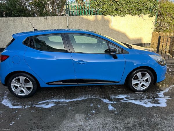 Renault Clio Hatchback, Diesel, 2015, Blue