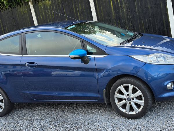 Ford Fiesta Hatchback, Petrol, 2010, Blue