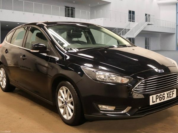 Ford Focus Hatchback, Diesel, 2017, Black