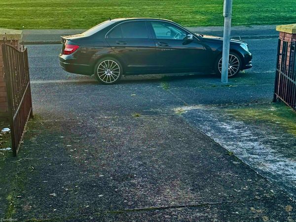 Mercedes-Benz C-Class Saloon, Diesel, 2014, Black