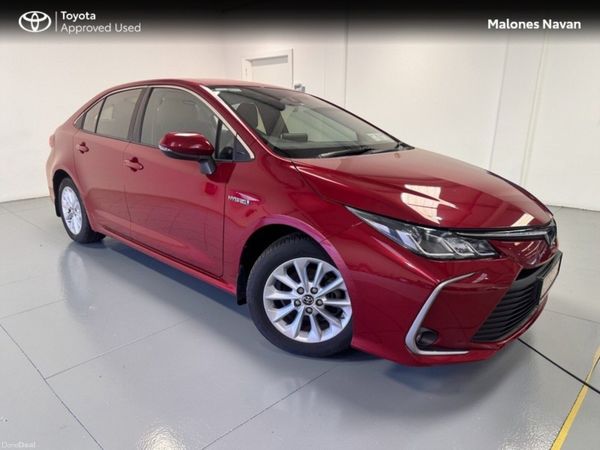 Toyota Corolla Saloon, Petrol Hybrid, 2020, Red