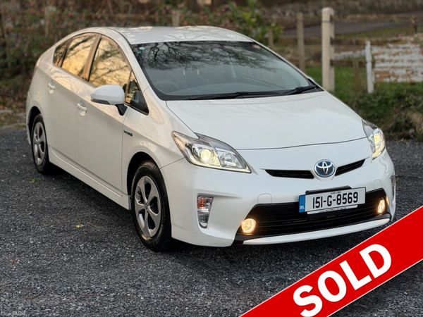 Toyota Prius Hatchback, Petrol Hybrid, 2015, White