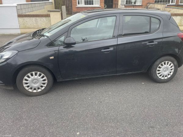 Opel Corsa Hatchback, Petrol, 2015, Black