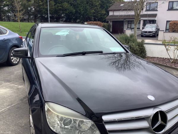Mercedes-Benz C-Class Saloon, Petrol, 2009, Black