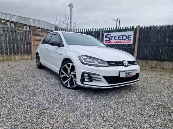 Volkswagen Golf Hatchback, Diesel, 2018, White