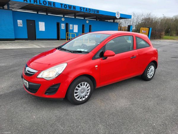 Vauxhall Corsa Hatchback, Petrol, 2013, Red