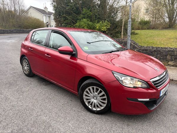 Peugeot 308 Hatchback, Diesel, 2014, Red