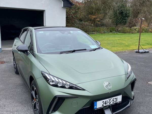 MG MG4 Hatchback, Electric, 2024, Green