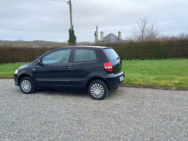 Volkswagen Fox Hatchback, Petrol, 2007, Black