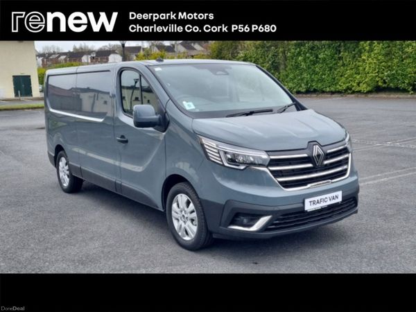 Renault Trafic MPV, Diesel, 2026, Grey
