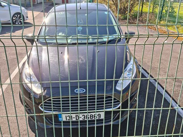 Ford Fiesta Hatchback, Diesel, 2013, Black