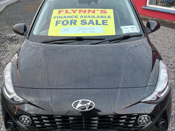 Alfa Romeo Giulietta Hatchback, Petrol, 2020, Black