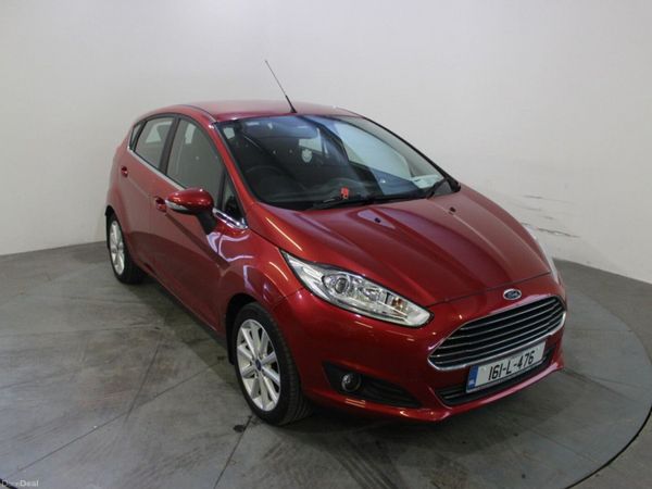 Ford Fiesta Hatchback, Petrol, 2016, Red