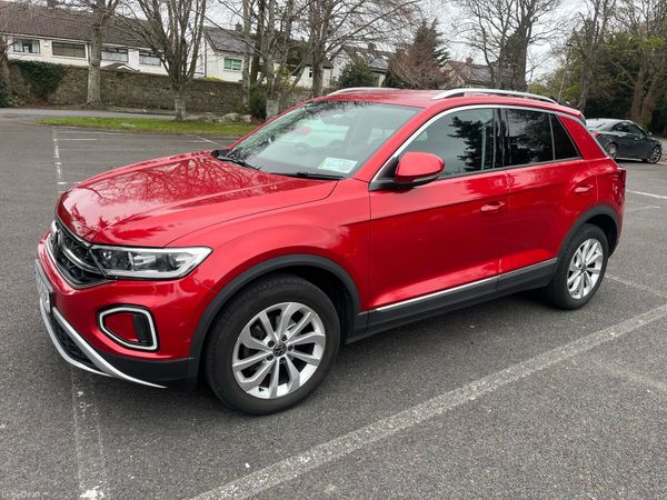 Volkswagen T-Roc SUV, Petrol, 2022, Red