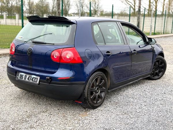 Volkswagen Golf Hatchback, Petrol, 2005, Blue