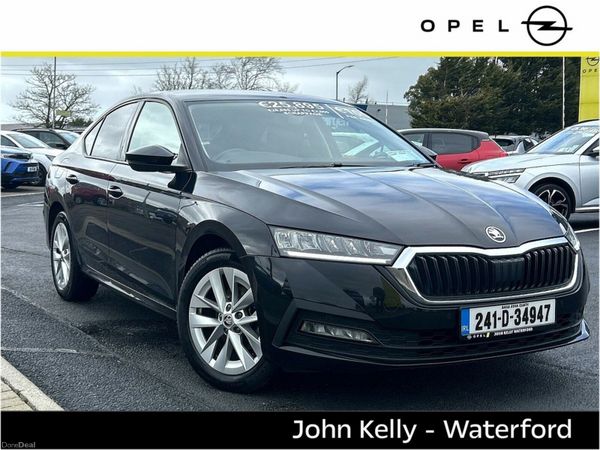 Skoda Octavia Saloon, Petrol, 2024, Black