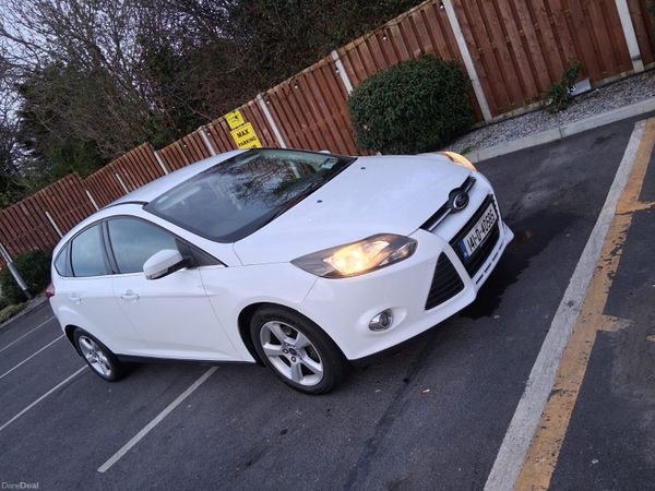 Ford Focus Hatchback, Diesel, 2014, White
