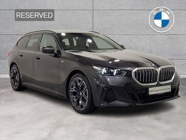 BMW 5-Series Estate, Petrol Plug-in Hybrid, 2025, Grey