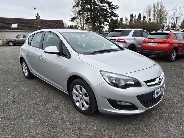 Opel Astra MPV, Diesel, 2014, Silver
