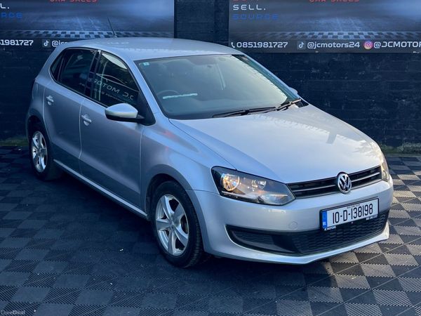 Volkswagen Polo Hatchback, Petrol, 2010, Silver