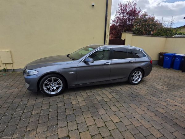 BMW 5-Series Estate, Diesel, 2010, Grey