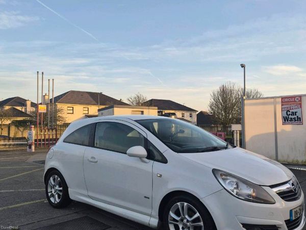 Vauxhall Corsa Hatchback, Petrol, 2009, White
