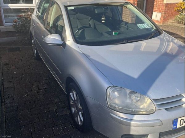 Volkswagen Golf Hatchback, Petrol, 2004, Silver