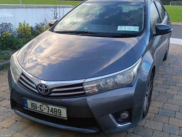 Toyota Corolla Saloon, Diesel, 2016, Grey