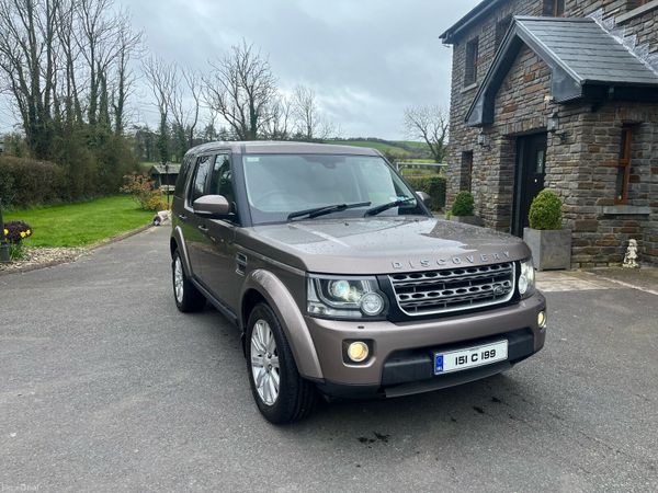 Land Rover Discovery SUV, Diesel, 2015, Gold