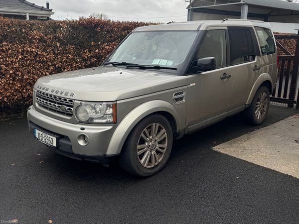 Land Rover Discovery SUV, Diesel, 2010, Gold