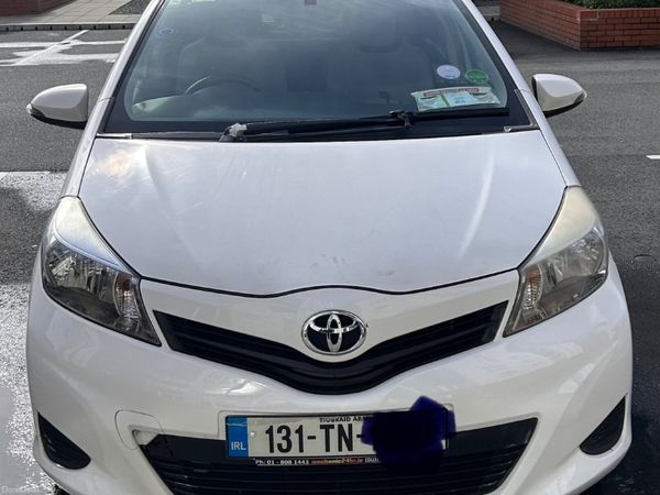 Toyota Vitz Hatchback, Petrol, 2013, White