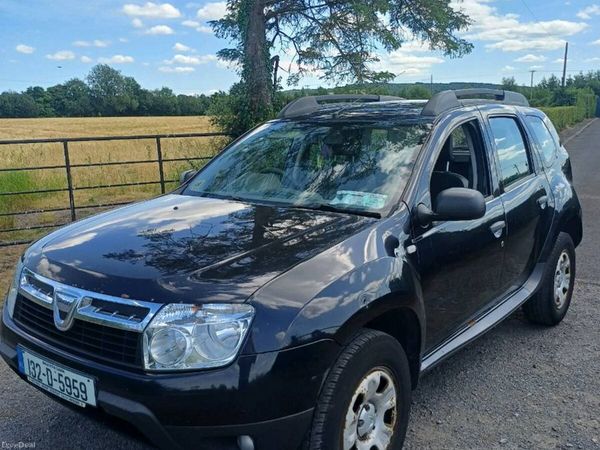 Dacia Duster SUV, Diesel, 2013, Black