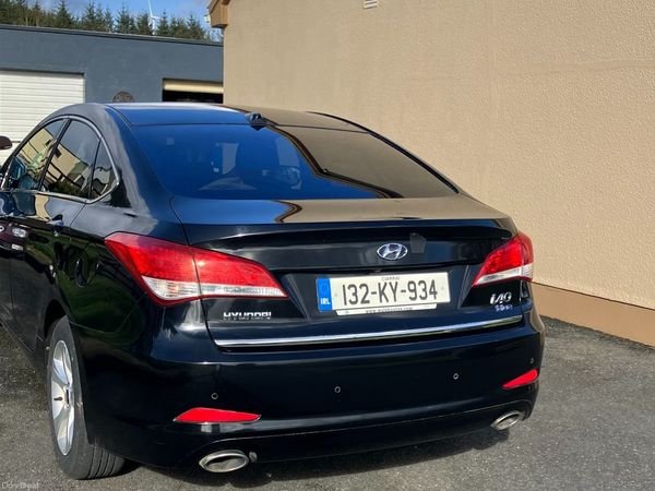 Hyundai i40 Saloon, Diesel, 2013, Black