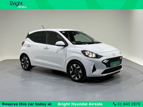 Hyundai i10 Hatchback, Petrol, 2023, White