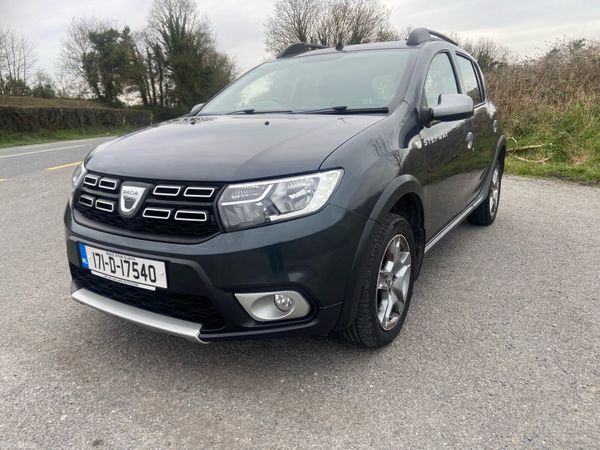 Dacia Sandero Stepway Hatchback, Diesel, 2017, Grey