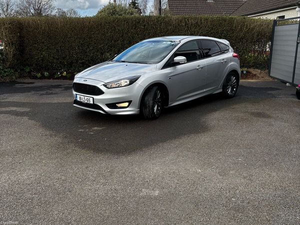 Ford Focus Hatchback, Diesel, 2018, Grey