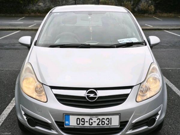 Opel Corsa Hatchback, Petrol, 2009, Silver
