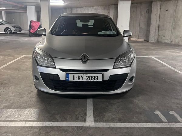 Renault Megane Hatchback, Diesel, 2011, Silver