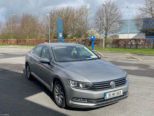 Volkswagen Passat Saloon, Diesel, 2015, Silver