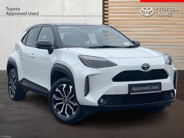 Toyota Yaris Cross Hatchback, Petrol Hybrid, 2023, White