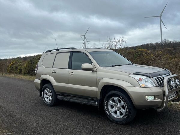 Toyota Land Cruiser SUV, Diesel, 2004, Gold
