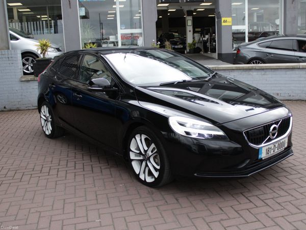 Volvo V40 Hatchback, Diesel, 2018, Black