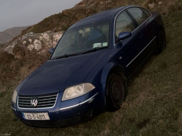 Volkswagen Passat Saloon, Diesel, 2003, Blue