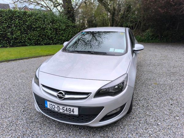 Opel Astra Saloon, Diesel, 2013, Silver