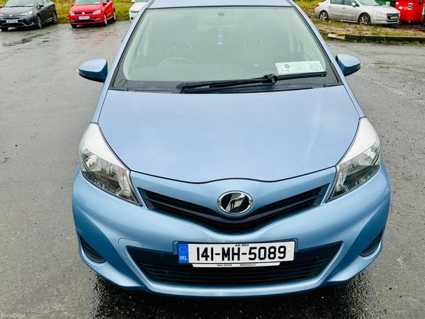 Toyota Vitz Hatchback, Petrol, 2014, Blue