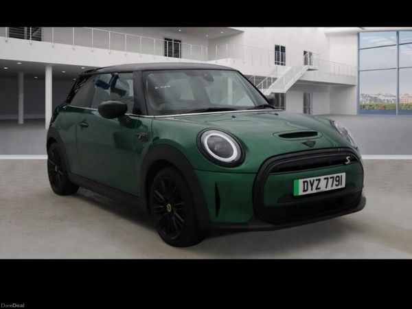 Mini Electric Hatchback, Electric, 2022, Green