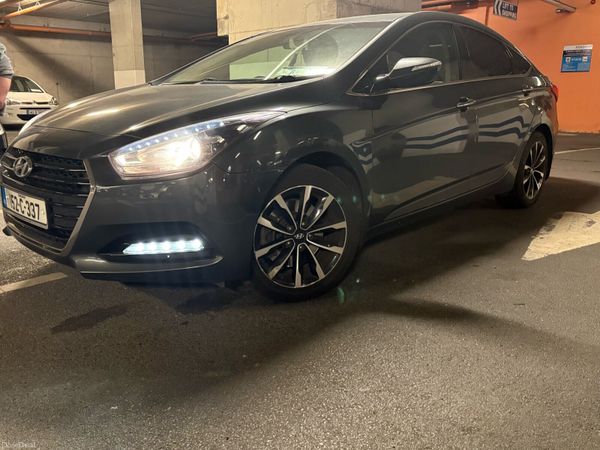 Hyundai i40 Saloon, Diesel, 2015, Grey